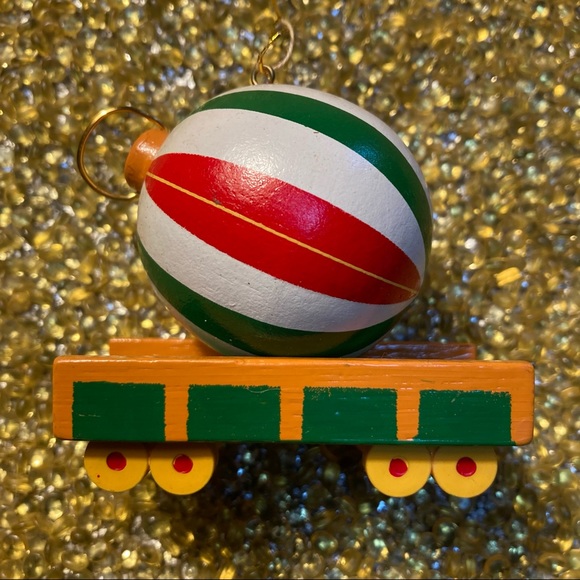 😻 3 for $13 Avon Christmas Train Ornament - Picture 1 of 12